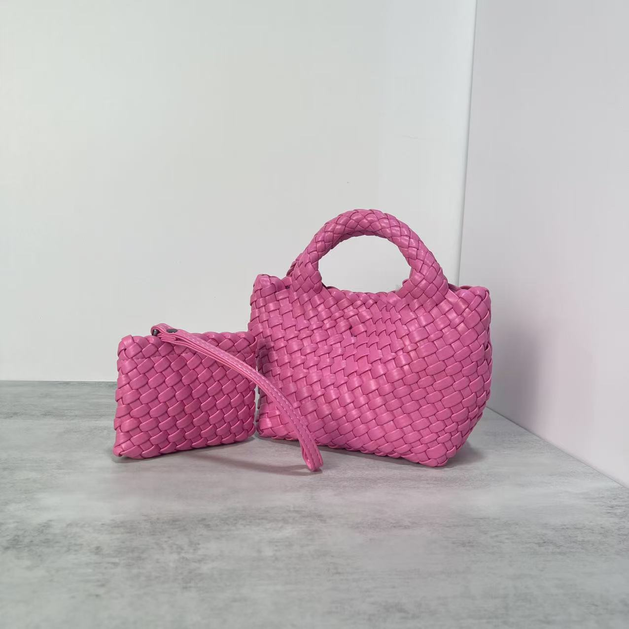 British Niche Hand-woven Mini High-grade Vegetable Phone Bags