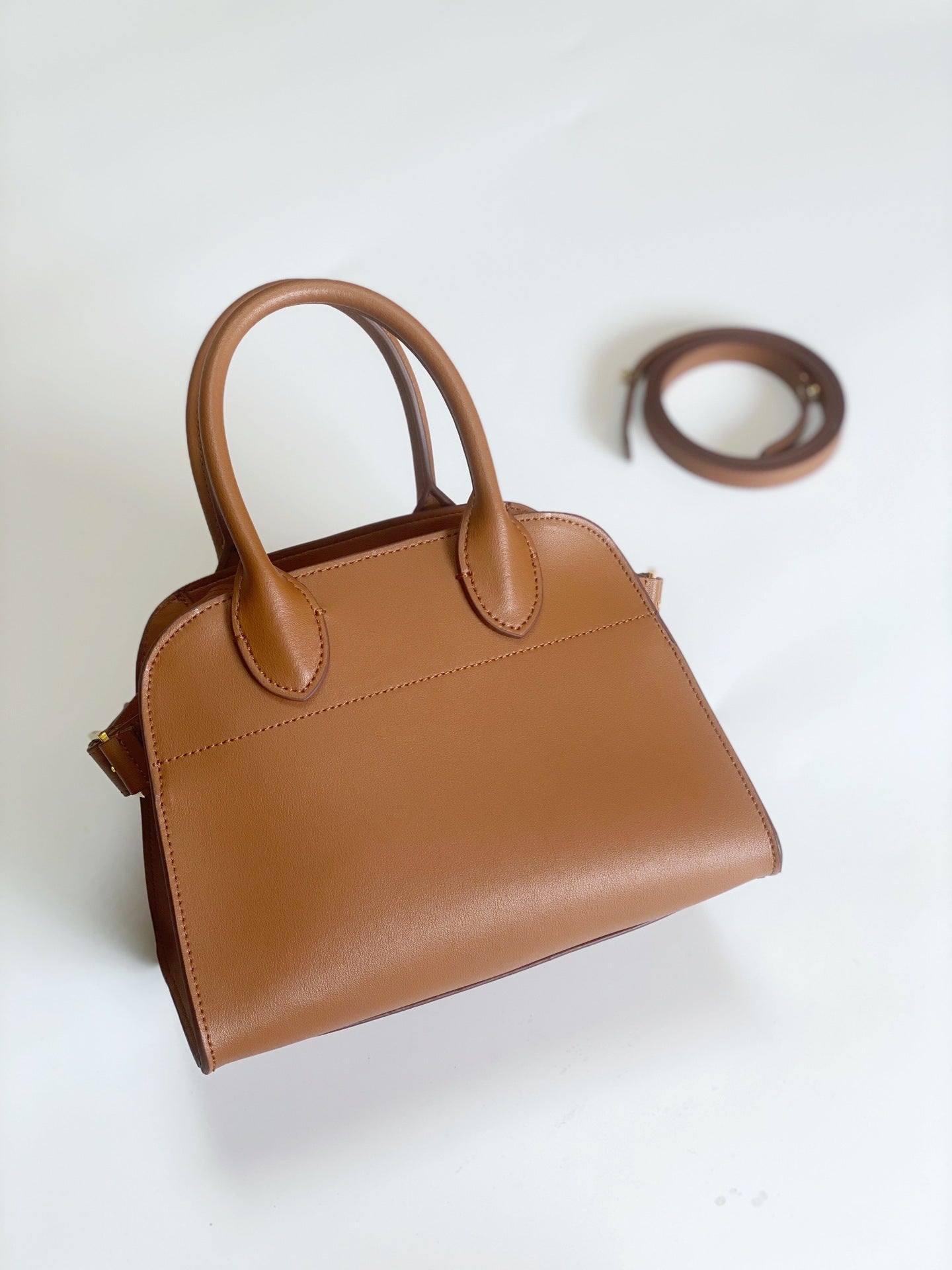 Cowhide Niche Advanced Sense Large Capacity Tote Bags