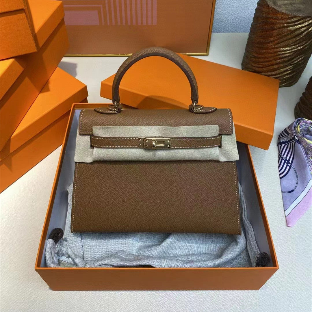 Women's Leather Crocodile Pattern Second Generation Palm Bags
