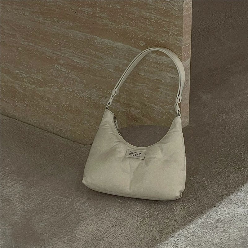 Genuine Leather Fashionable Sheepskin Underarm Size Shoulder Bags