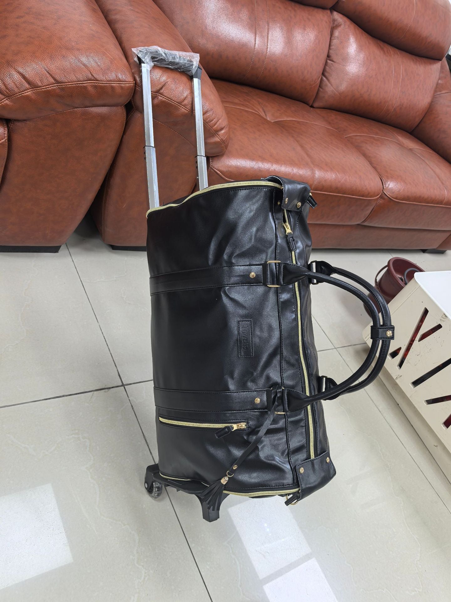 Convenient Portable Garment Large Leather Fashion Travel Bags