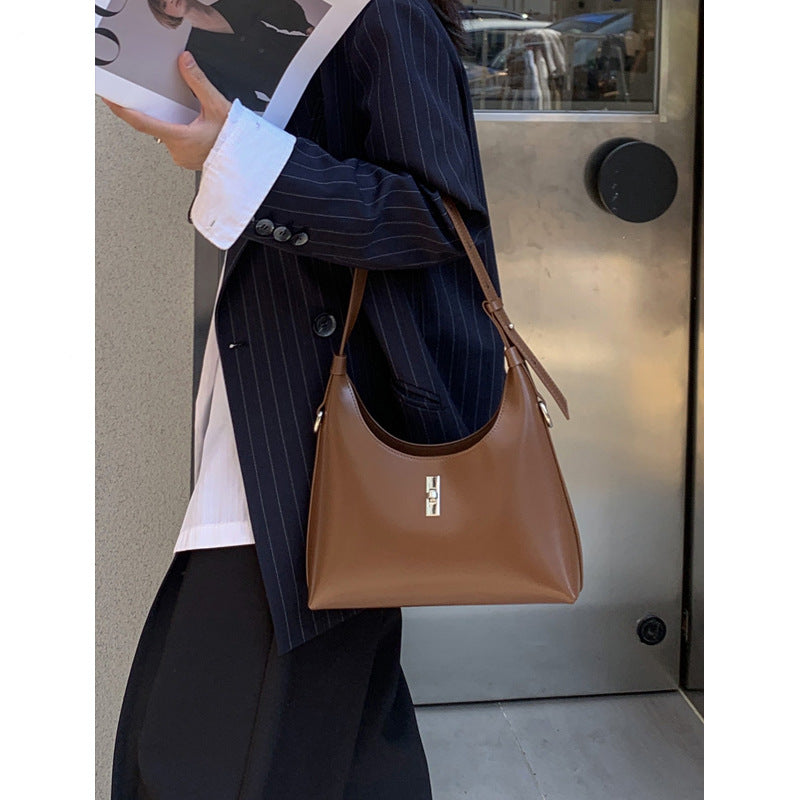 Design Genuine Leather Retro Baguette Underarm Armpit Bags