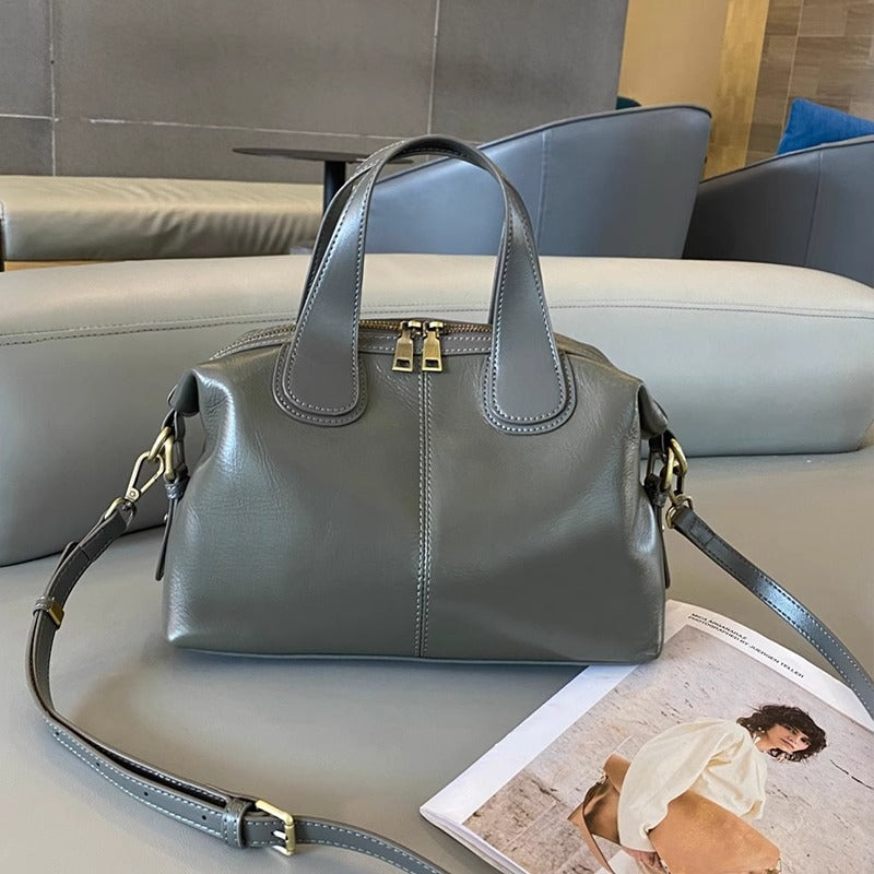 Women's Genuine Leather High-grade Retro Cow Big Handbags
