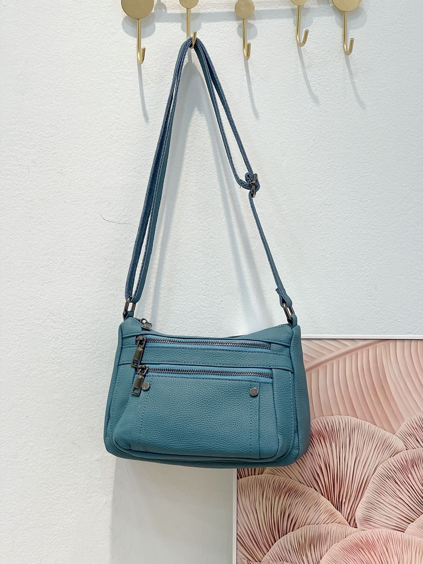 Women's First Layer Cowhide Portable Genuine Leather Shoulder Bags