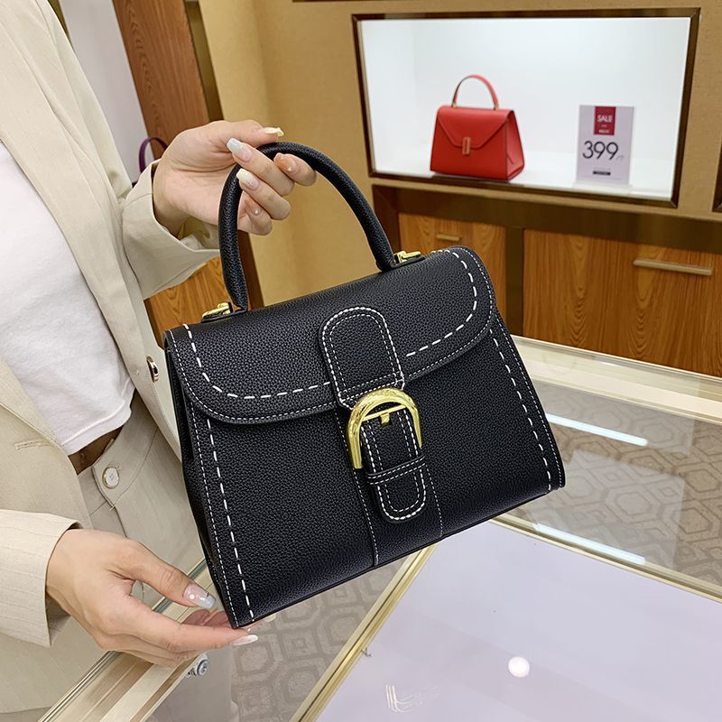 Women's Saddle Genuine Leather Vachette Clasp Vintage Shoulder Bags