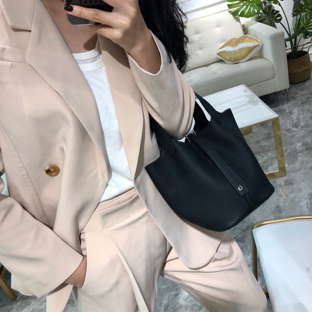 Women's Color Matching Vegetable Basket Genuine Leather Litchi Pattern Handbags