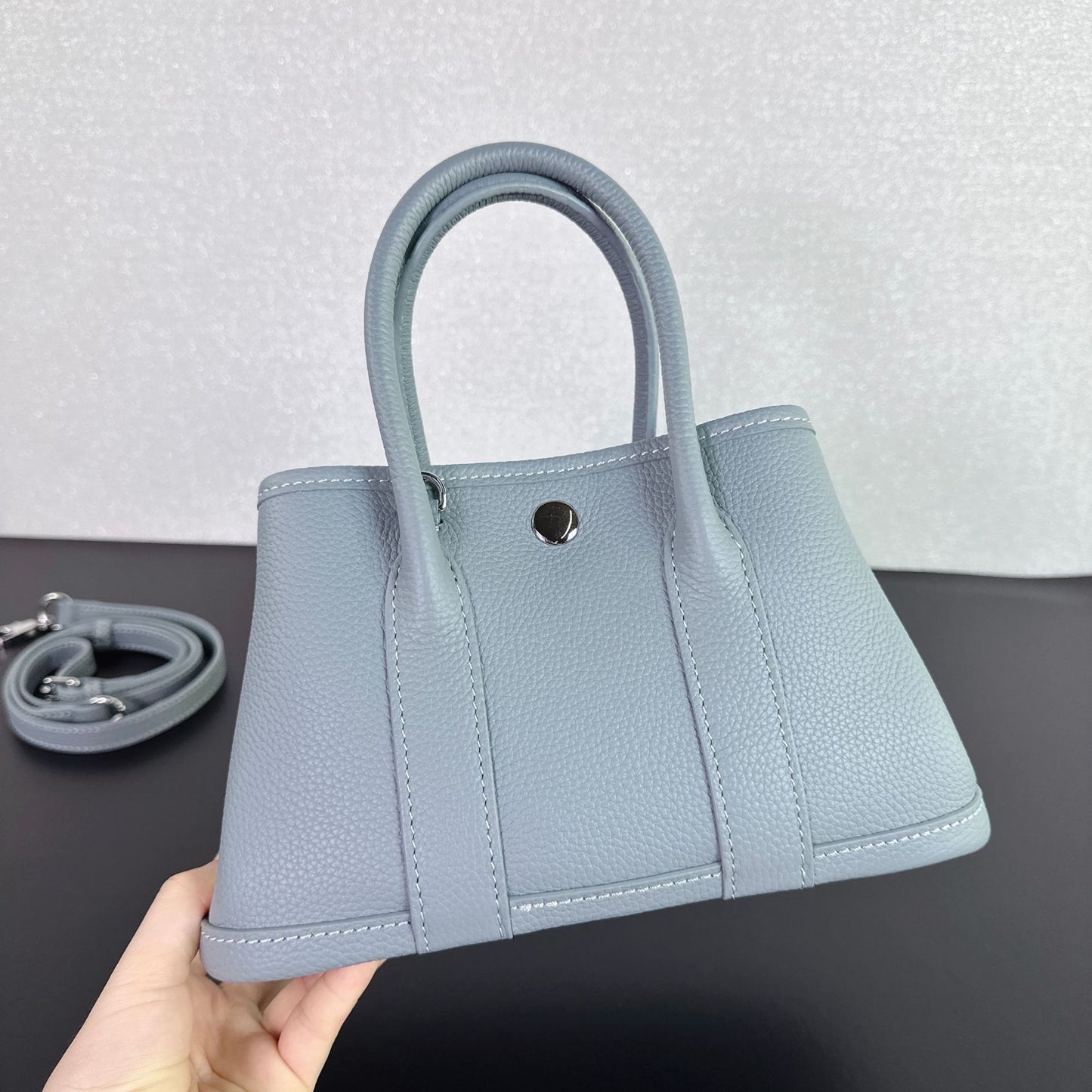 Women's Cowhide Lychee Pattern Mini Portable Fashionable Handbags