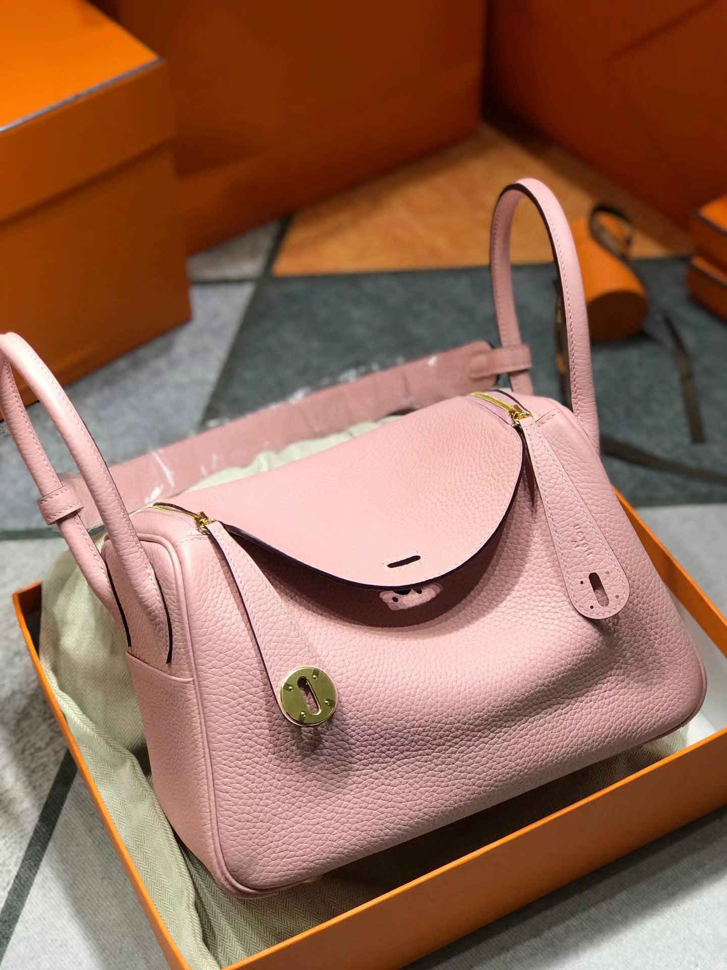 Imported Cowhide Wax Line Handmade Lindy Crossbody Bags