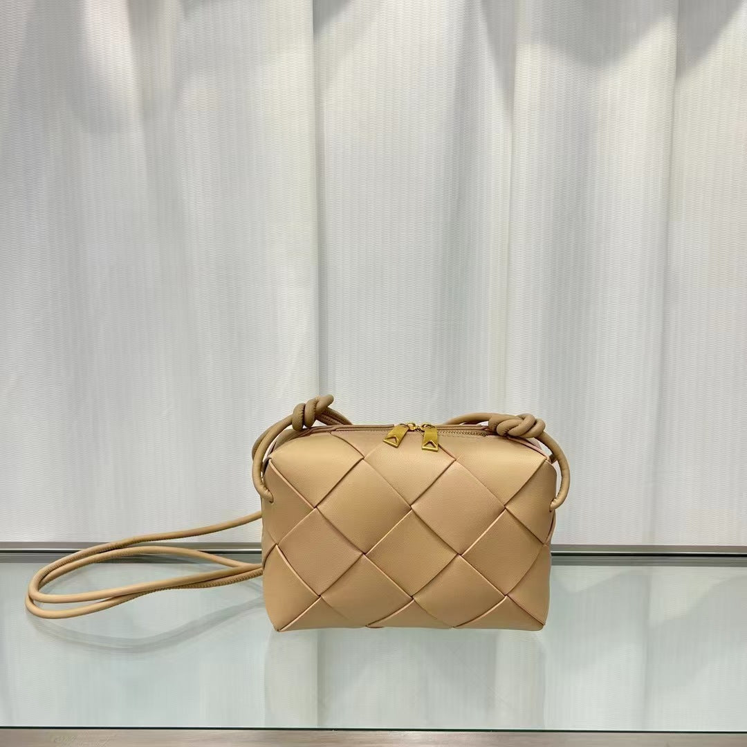 Women's Design Genuine Leather Classic Style Rhombus Crossbody Bags