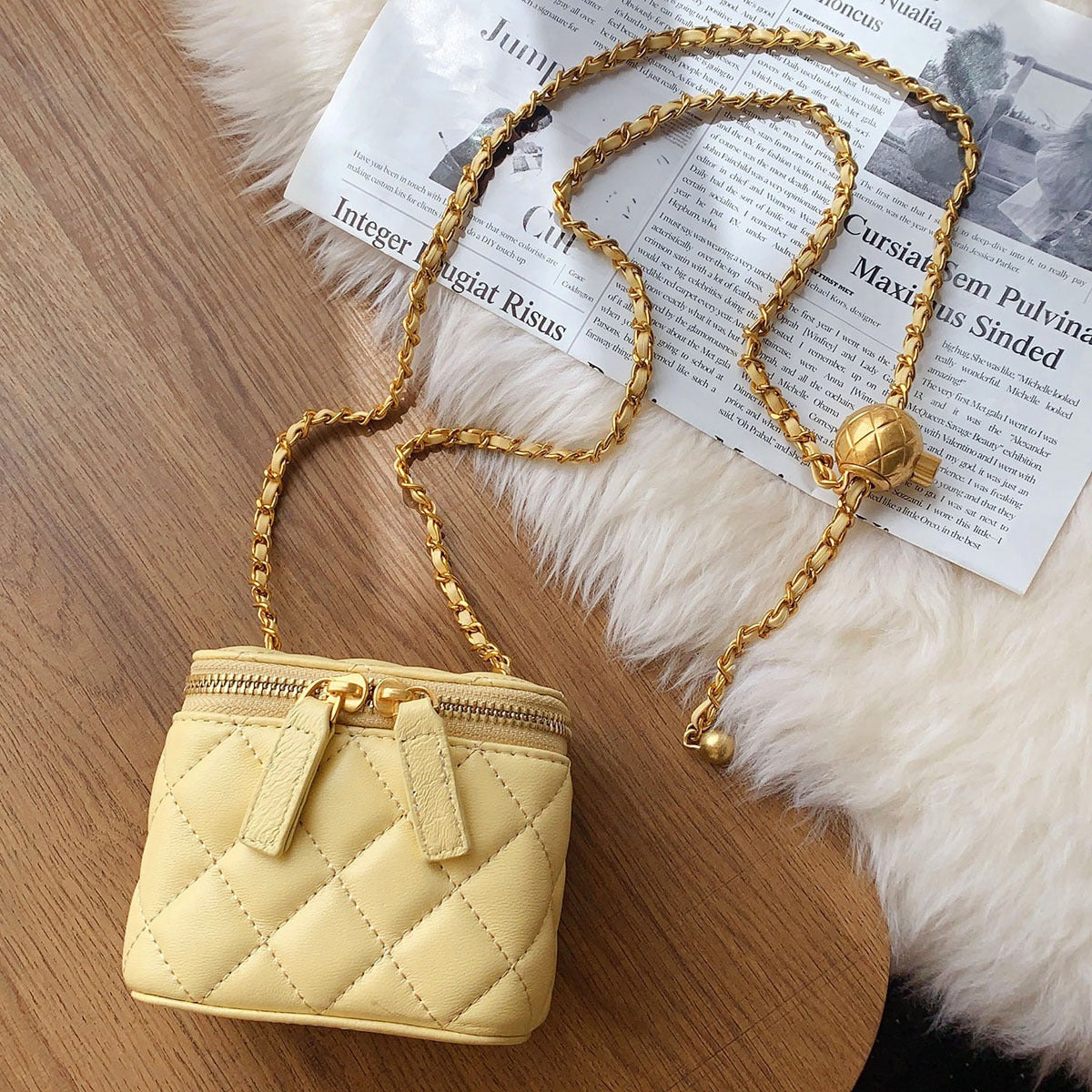 Classic Style Golden Balls Box Rhombus Small Square Bags