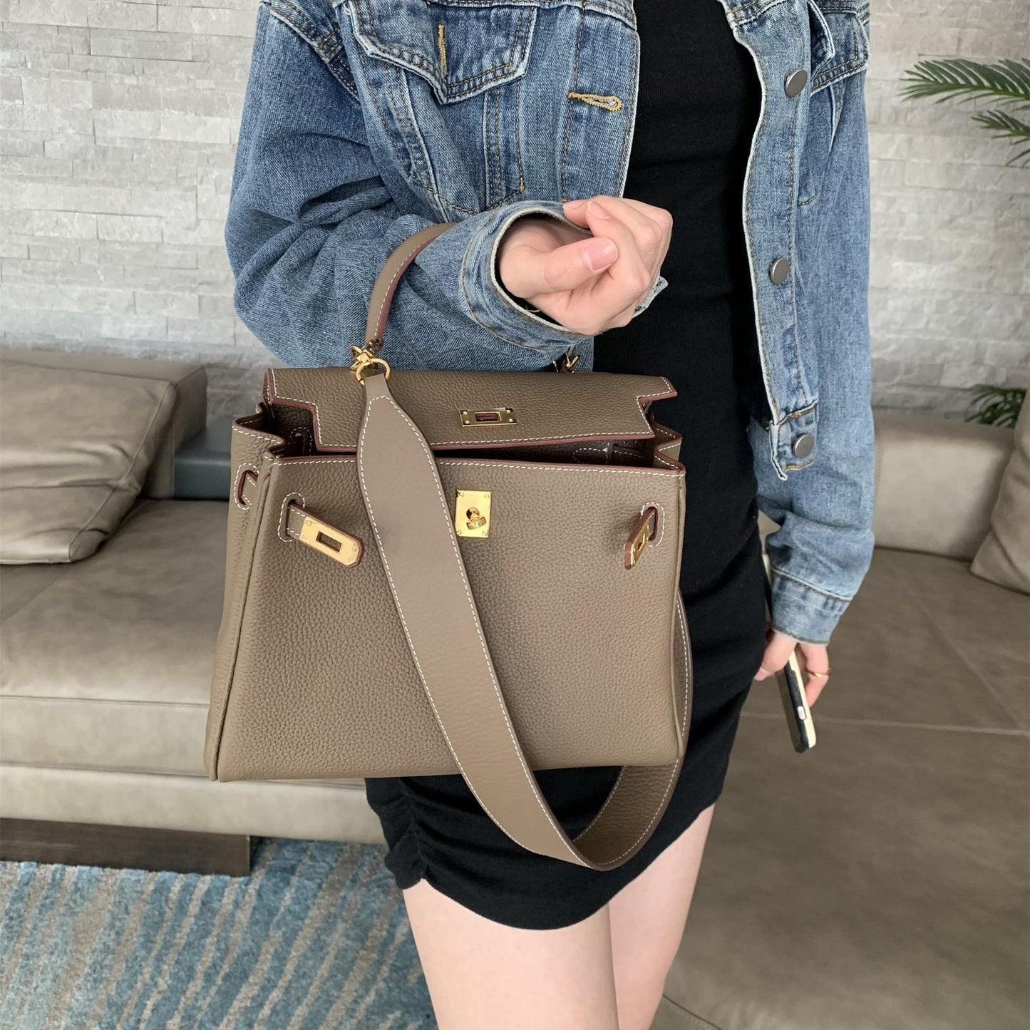 Women's Top Layer Cow Leather Wide Strap Handbags
