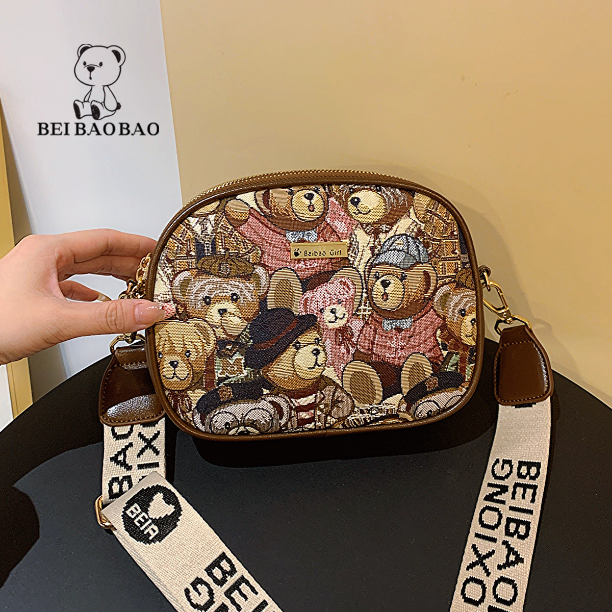 Women's Stylish Pretty Source Bear Canvas Crossbody Bags