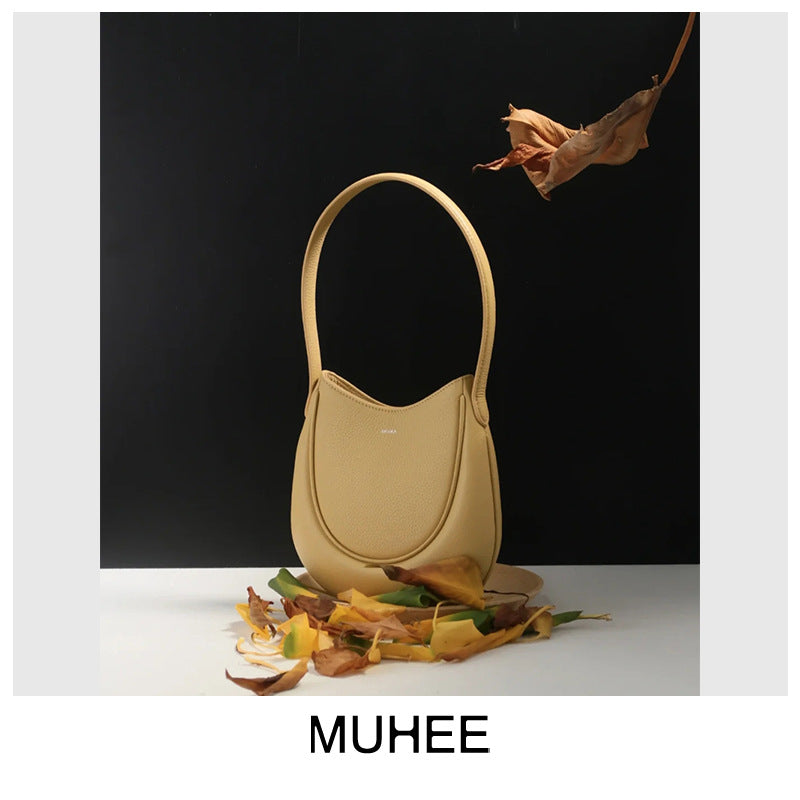 Women's Design Petal Simple Fashion High Sense Retro Shoulder Bags