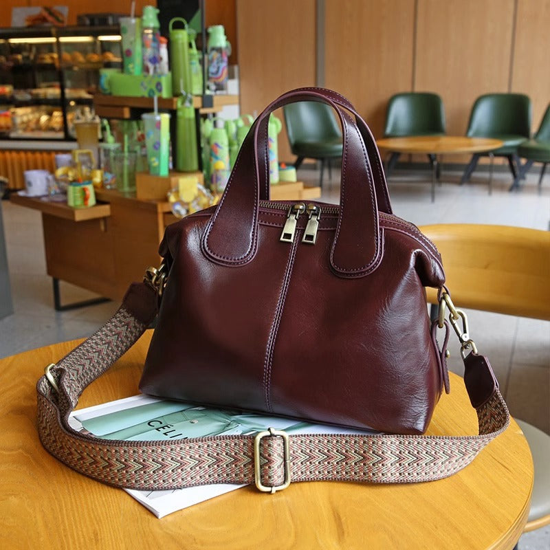 Women's Genuine Leather High-grade Retro Cow Big Handbags
