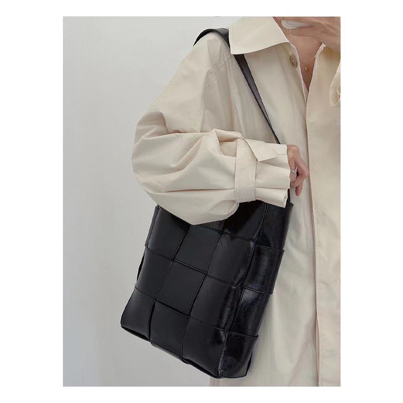 Women's Designer Model Vegetable Basket Underarm Large Shoulder Bags