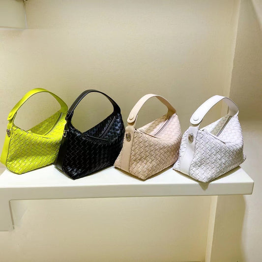 Women's Handmade Genuine Leather Woven Underarm Chain Crossbody Bags