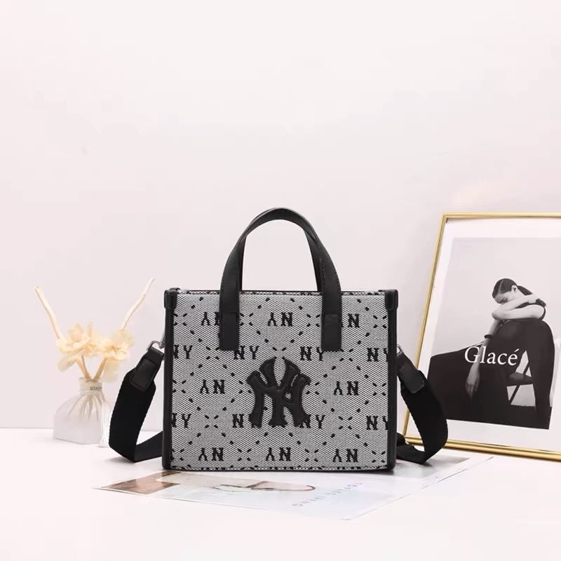 Women's Trendy Left Tide Right Business Presbyopic Tote Bags