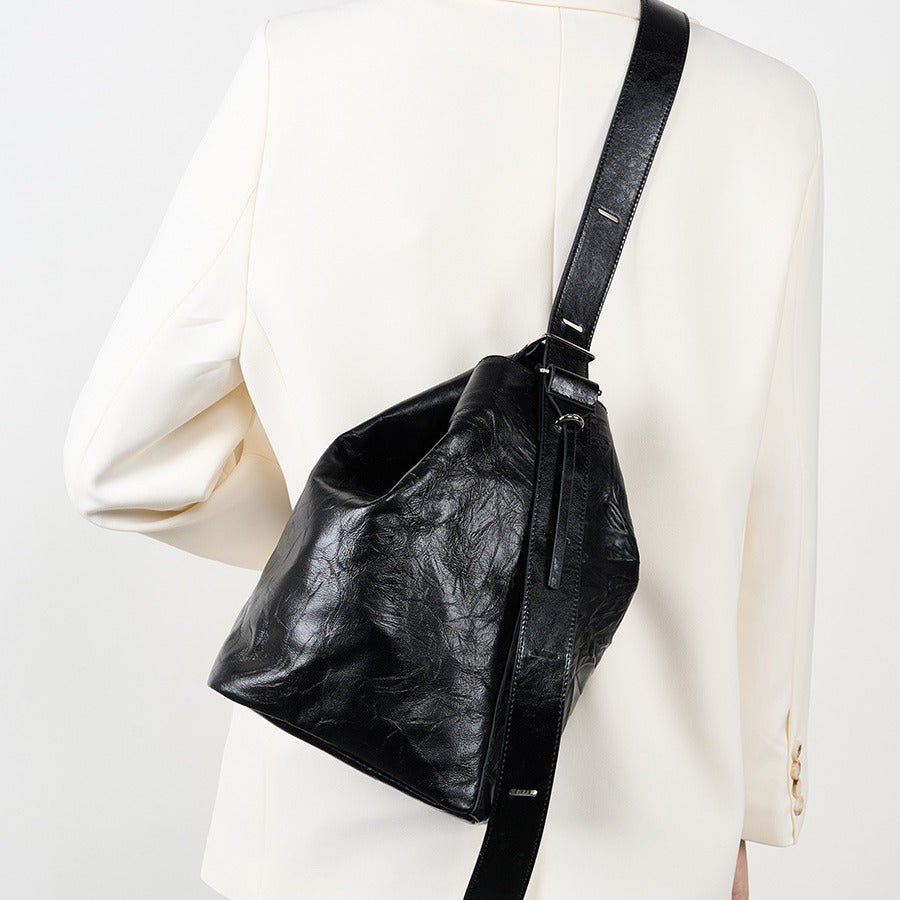 Women's Layer Cowhide High-grade Retro Genuine Leather Crossbody Bags