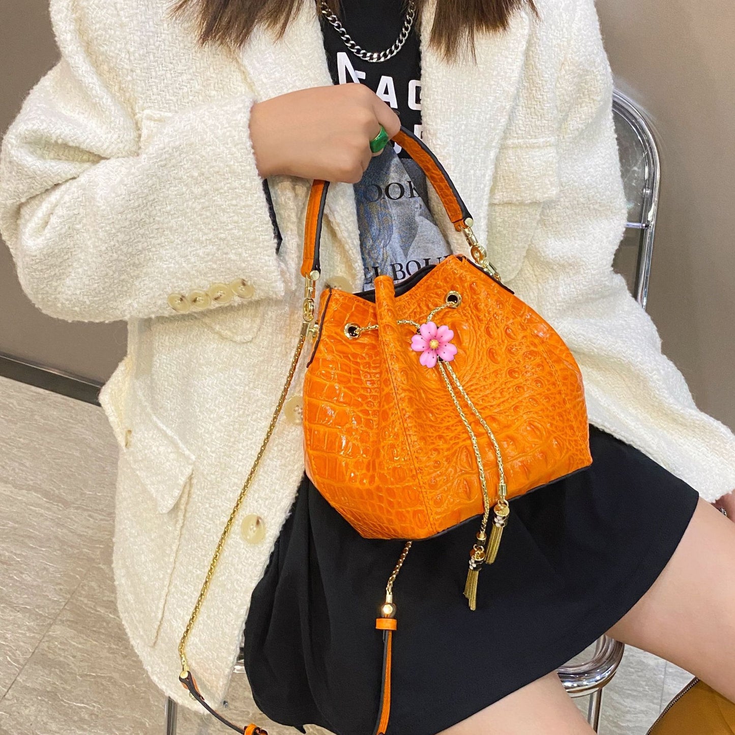 Women's Live Crocodile Pattern First Layer Cowhide Leather Chain Handbags