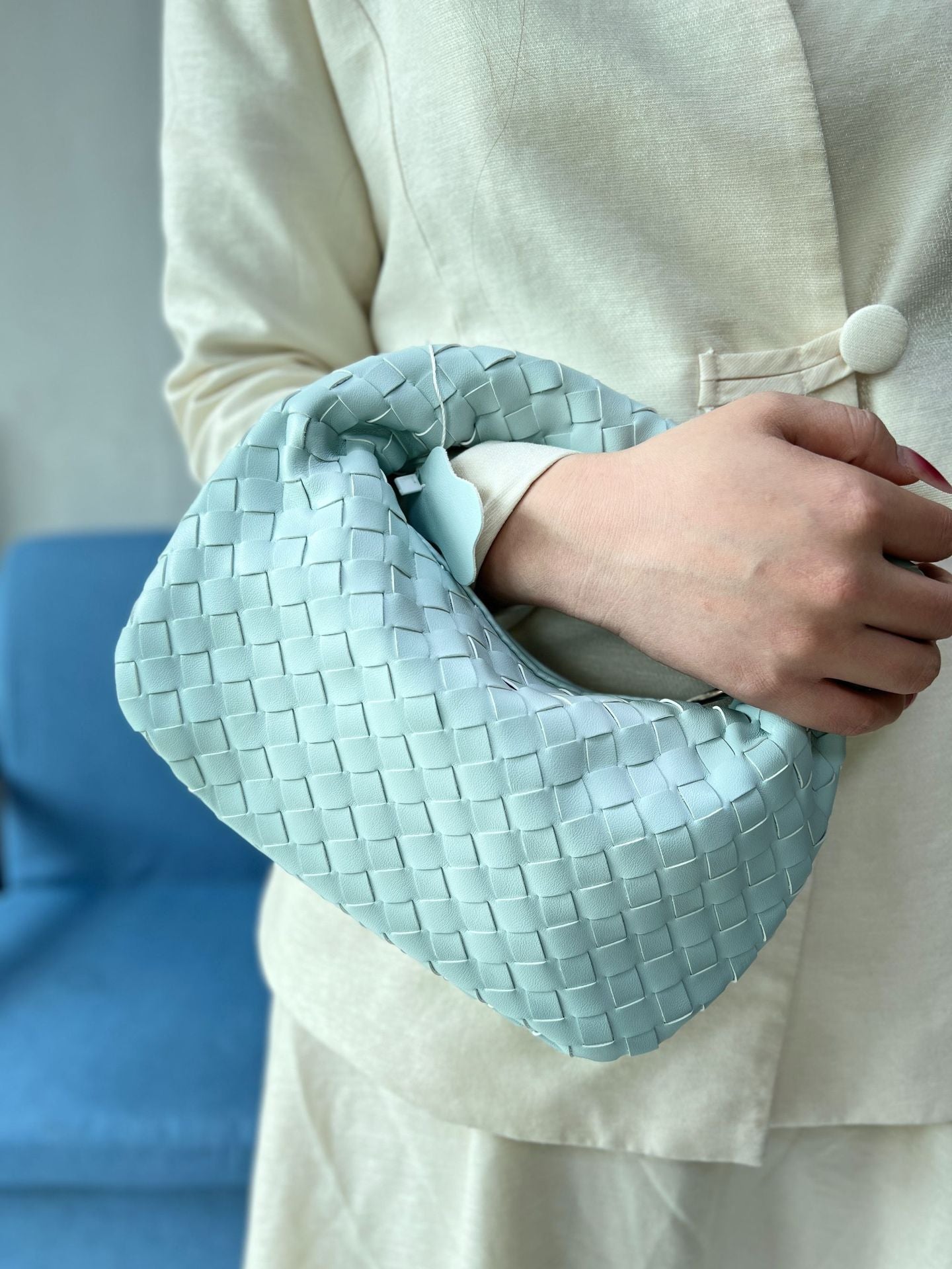 Knotted Hand-woven Horn Portable Dumpling Lot Handbags