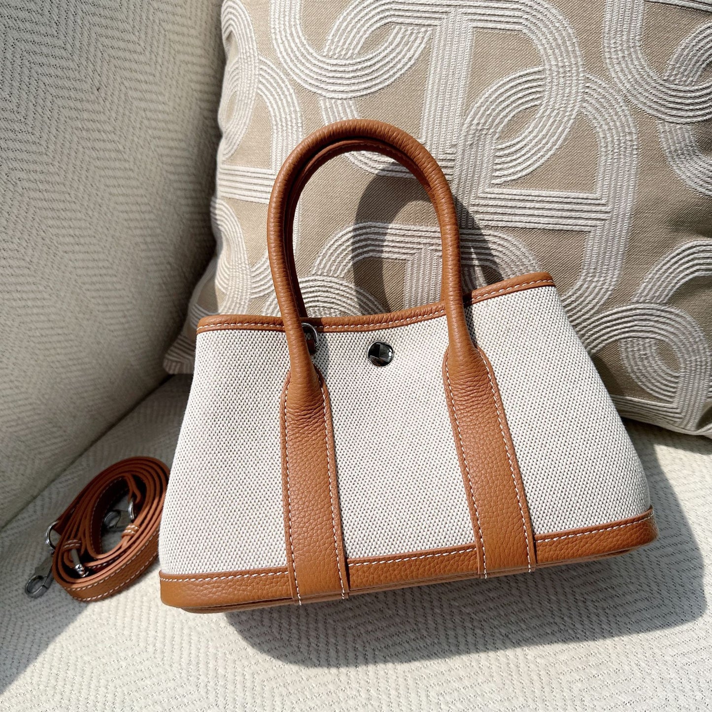 First Layer Cowhide Stitching Canvas Large Bucket Bags