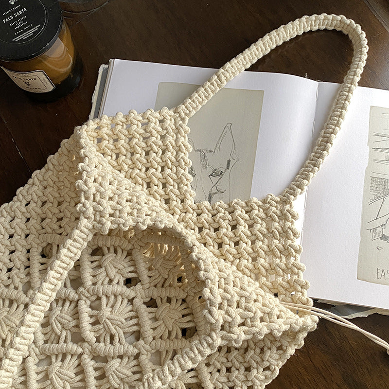 Women's Large Capacity Versatile Design Woven Shoulder Bags