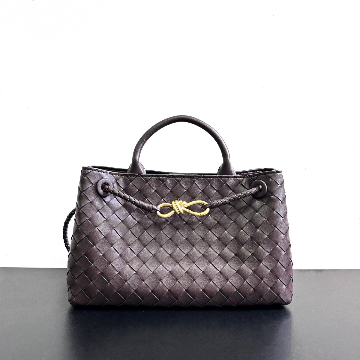 Women's Genuine Leather Woven Cowhide Hand Niche Shoulder Bags