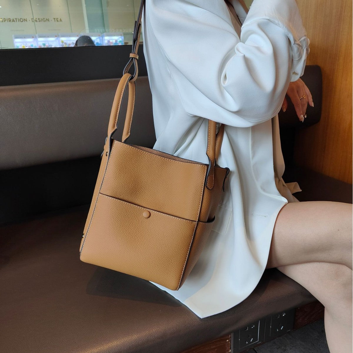 Women's Hailing High-grade First Layer Cowhide Commuter Bags