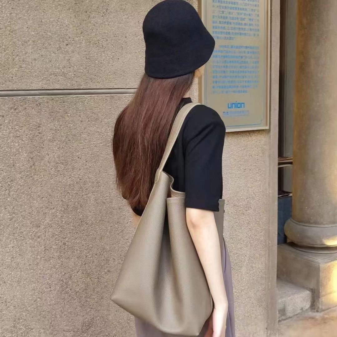 Women's Korean Commuter High-grade Big Soft Leather Shoulder Bags