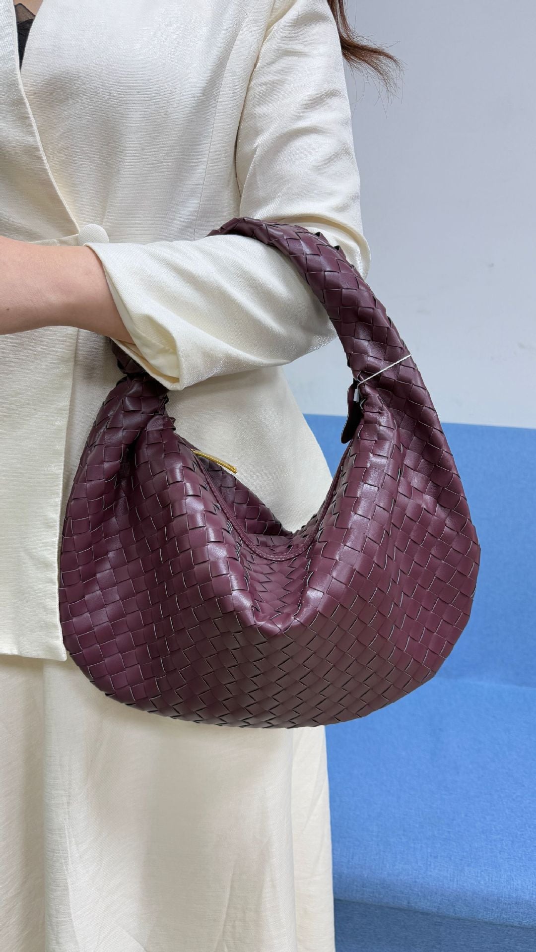 Women's High-grade Woven Stylish Underarm Large Capacity Tote Bags
