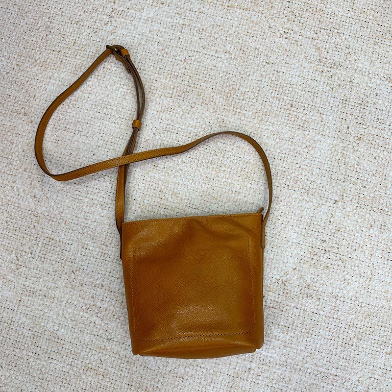 Women's Top Layer Vegetable Tanning Leather Retro Bucket Bags