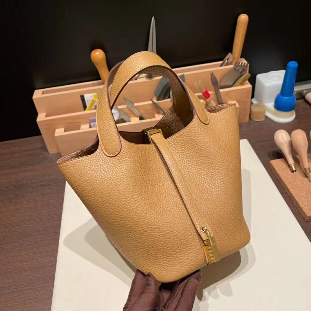 Women's Vegetable Basket Cowhide Handmade Wax Line Handbags