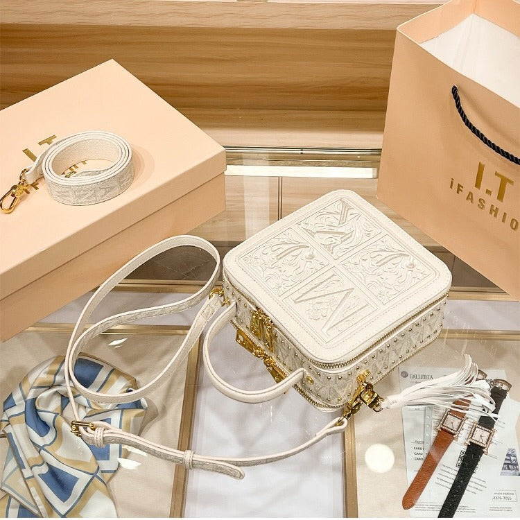 Women's High-grade Leather Embroidered Portable Box Fashion Crossbody Bags