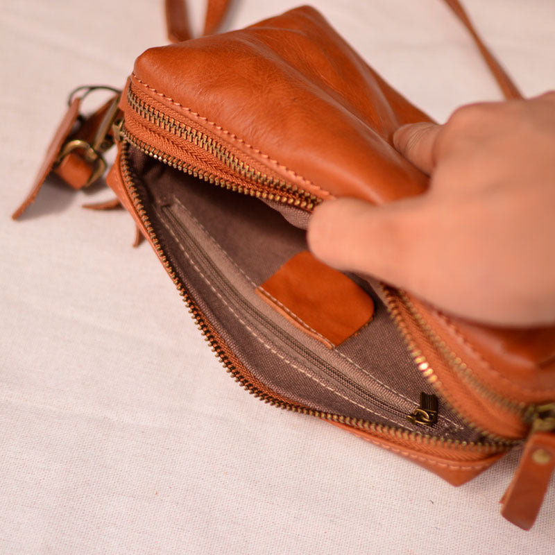Men's Leather Horizontal Top Layer Cowhide Personality Pleated Design Zipper Men's Messenger Bags