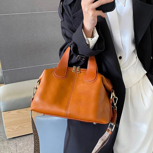 Women's Genuine Leather High-grade Retro Cow Big Handbags