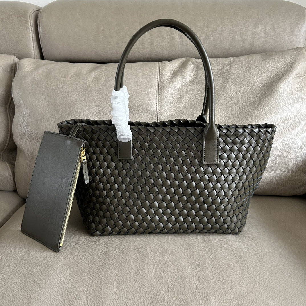 Women's Woven Fashion Shopping Large Capacity Mummy Handbags