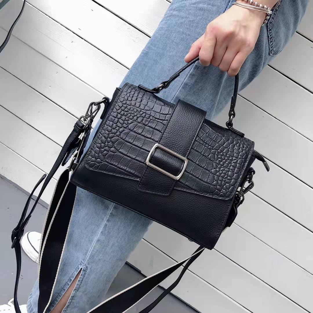 Women's Leather Simple First Layer Fashion Large Handbags