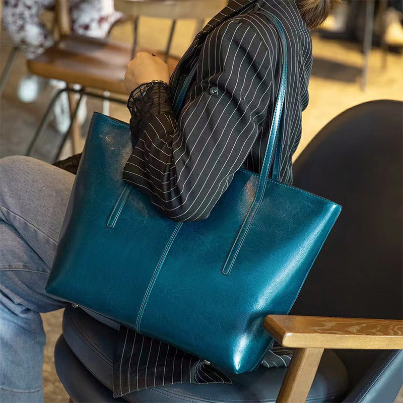Women's Retro Large Capacity Leather Advanced Texture Shoulder Bags