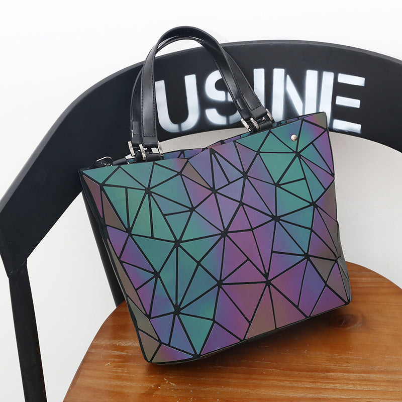Women's Rhombic Fashion Trend Luminous Color Changing Handbags