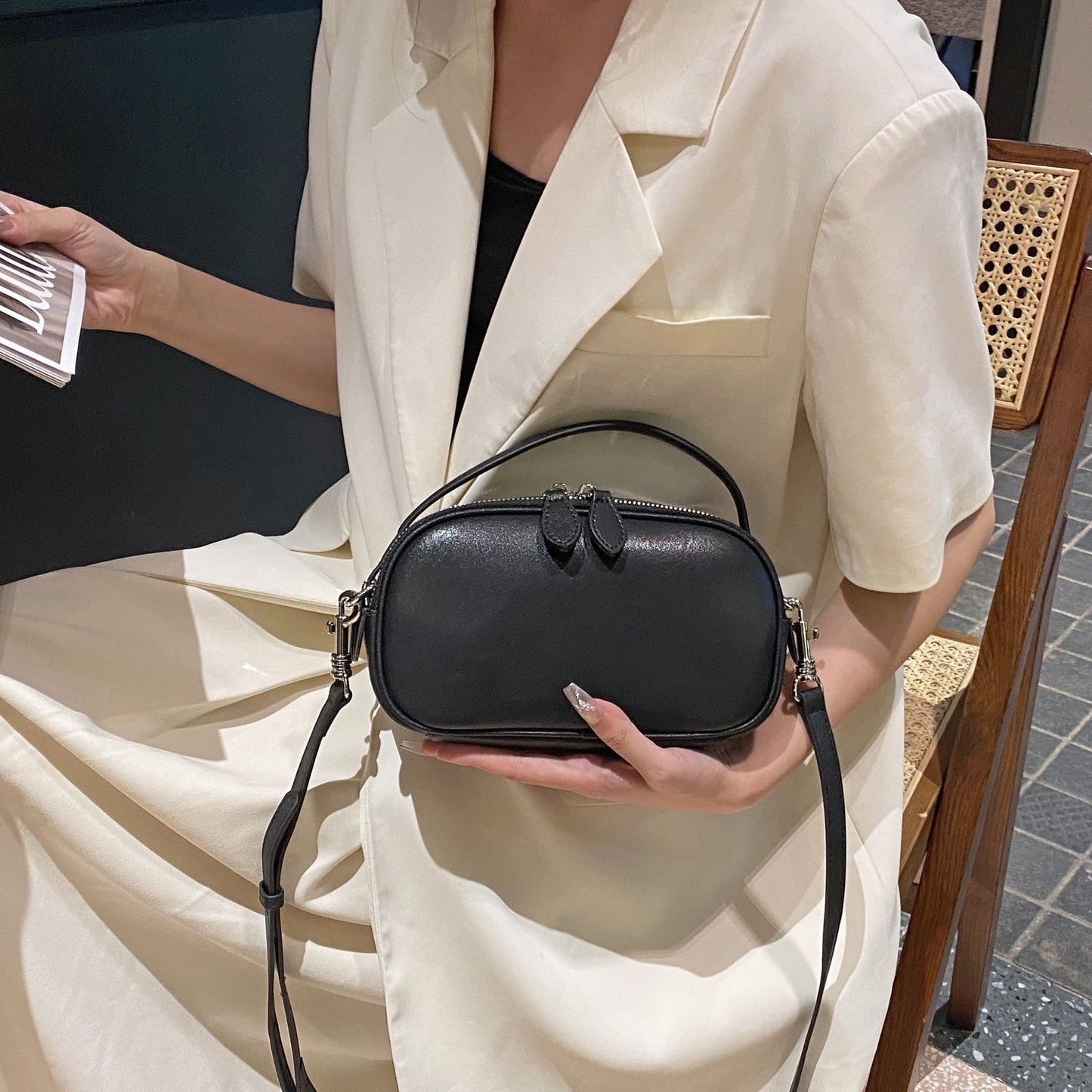 Attractive Women's Genuine Leather Fashion Portable Handbags