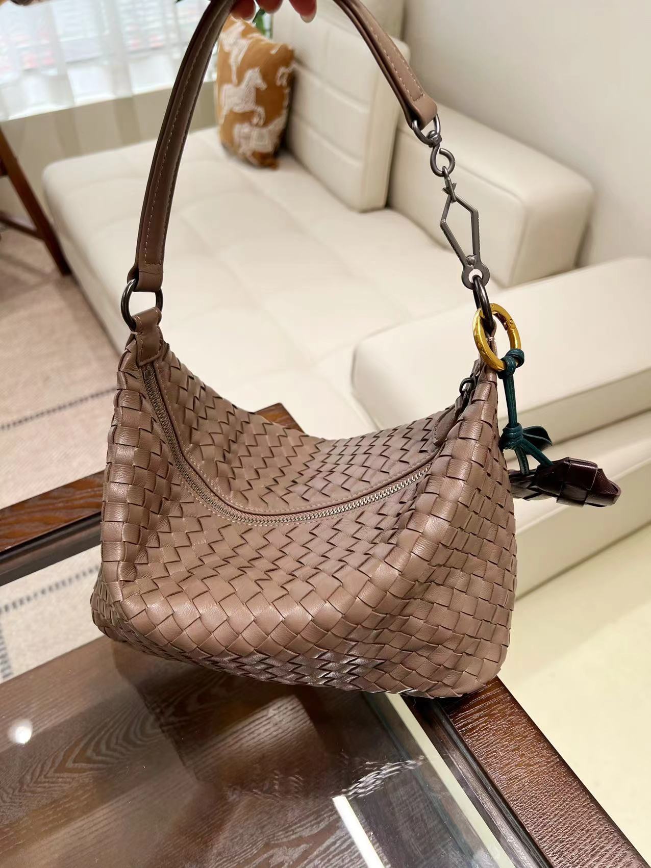 Women's Luxury Moon Fashion Genuine Leather Woven Portable Large Shoulder Bags