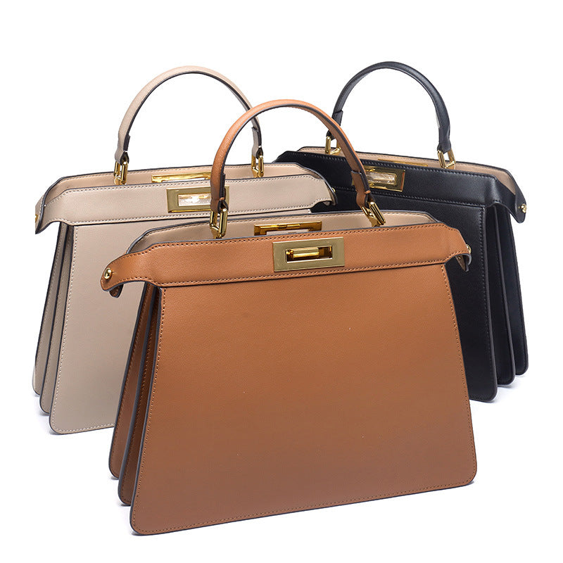 Women's Leather Rotating Single With Cat Design Crossbody Bags