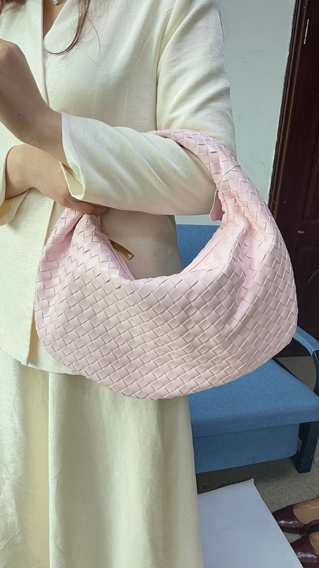 Women's High-grade Woven Stylish Underarm Large Capacity Tote Bags