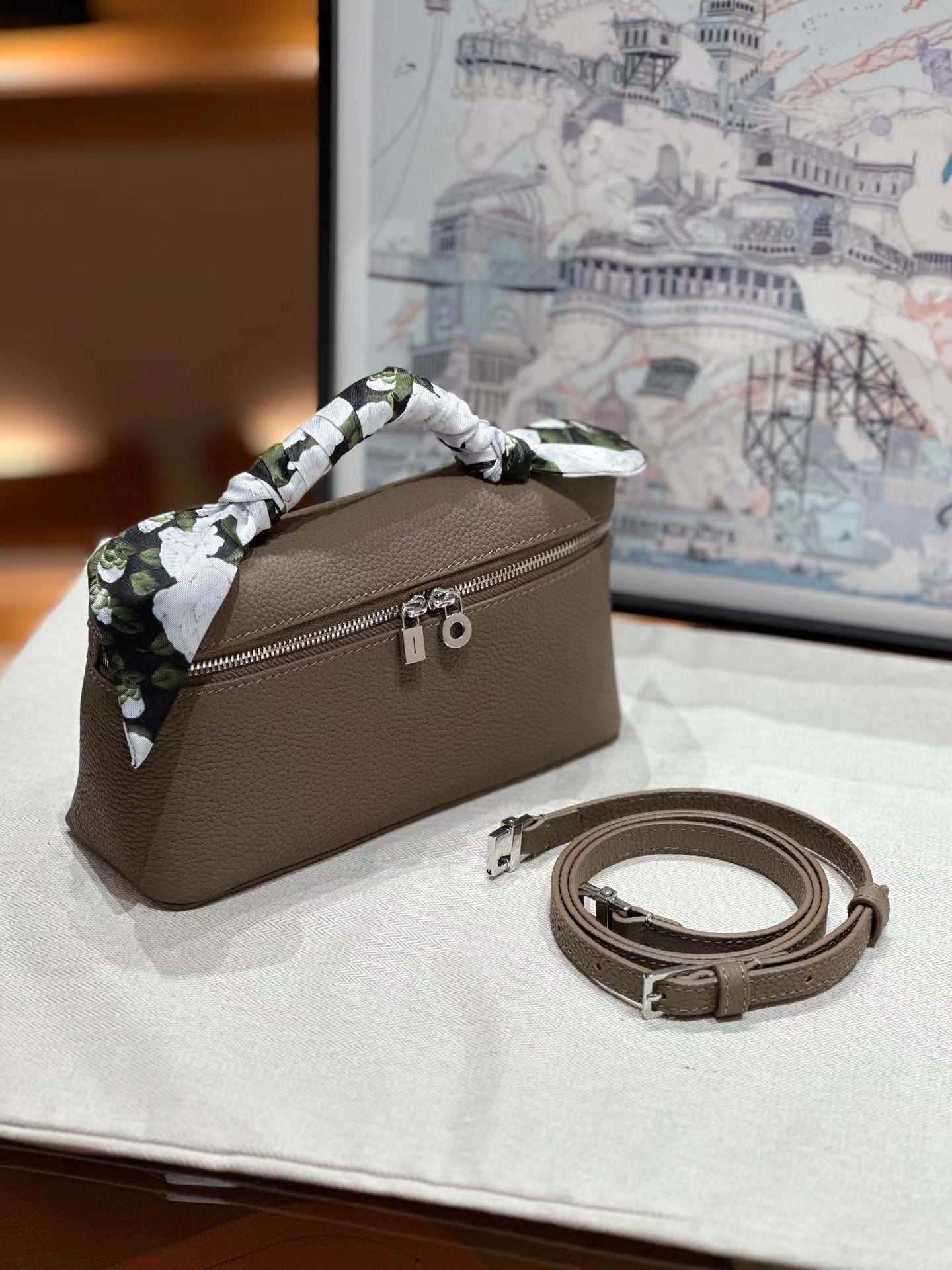 Women's Genuine Leather Lunch Box Kelly Lychee Pattern Shoulder Bags