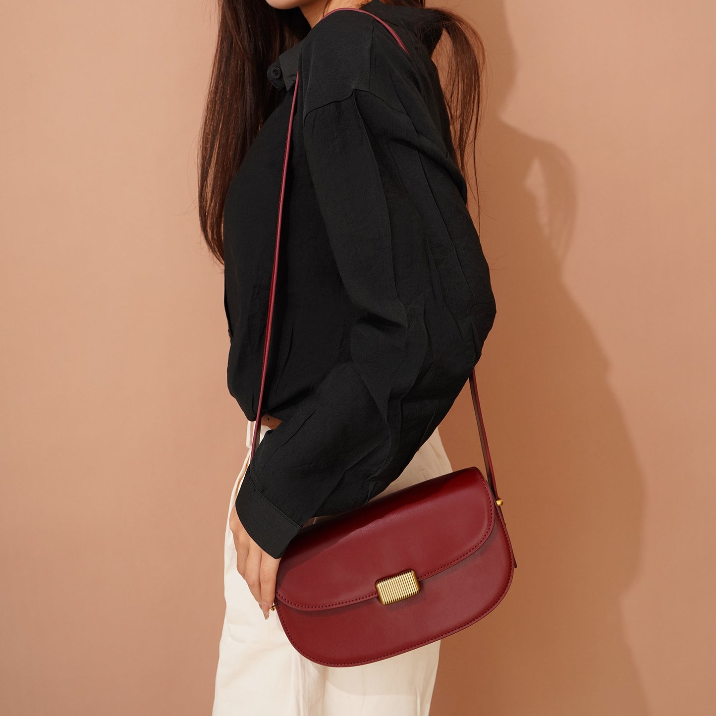 Women's Design Underarm Retro Saddle Advanced Texture Crossbody Bags