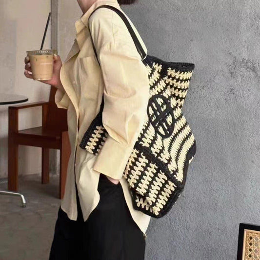 Fashion Straw Concave Design Contrast Color Tote Bags