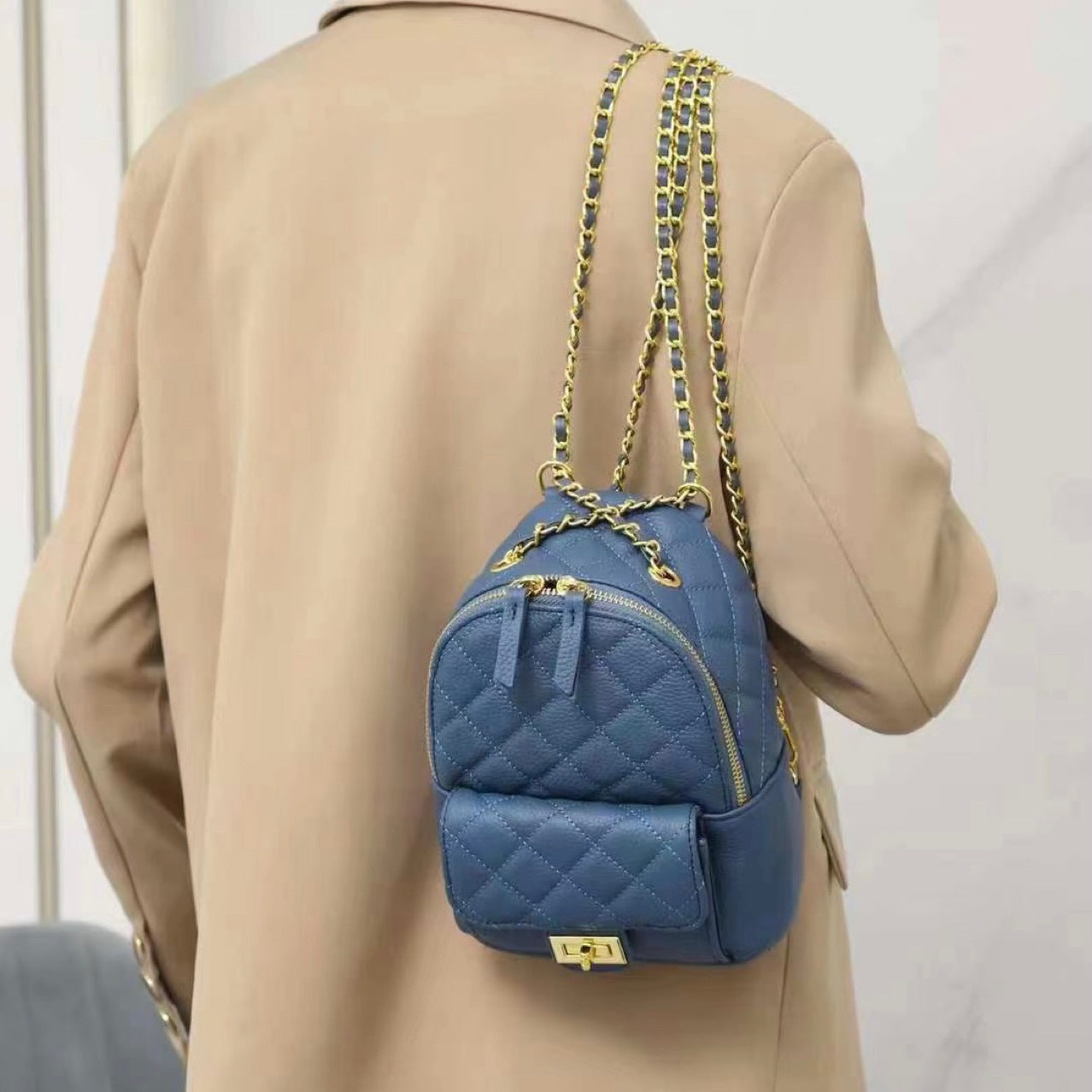 Women's First Layer Cowhide Leather Rhombus Chain Backpacks