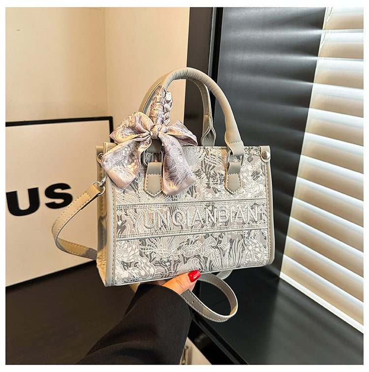 Exquisite Versatile Niche Fashionable Portable Female Tote Bags