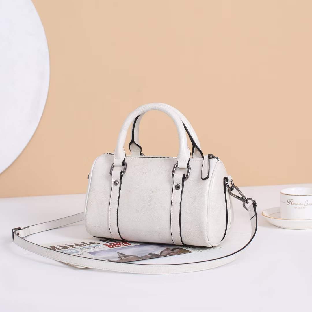 Women's Leather Fashion Oil Wax Cowhide Classic Bags