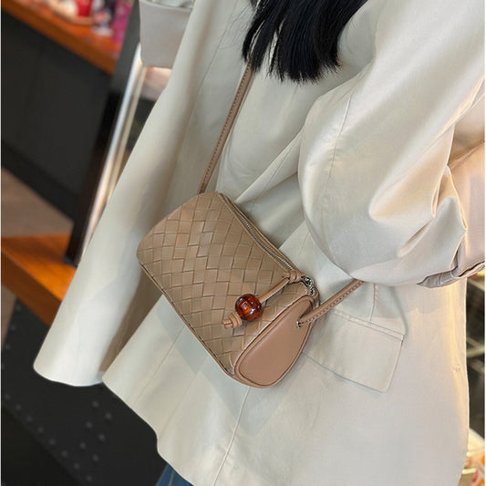 Women's Simple High-grade Woven Leather Mobile Tote Bags